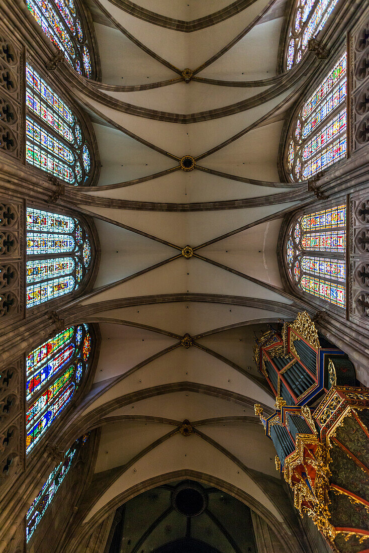 Interior view, Strasbourg Cathedral, Strasbourg, Bas-Rhin department, Alsace, France