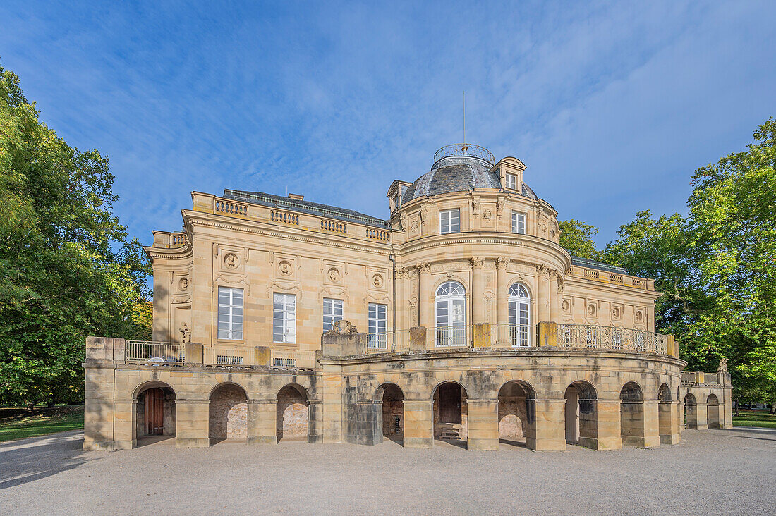 Schloss 'Domäne Monrepos' in Ludwigsburg, Neckartal, Neckar, Württemberger Weinstraße, Baden-Württemberg, Deutschland