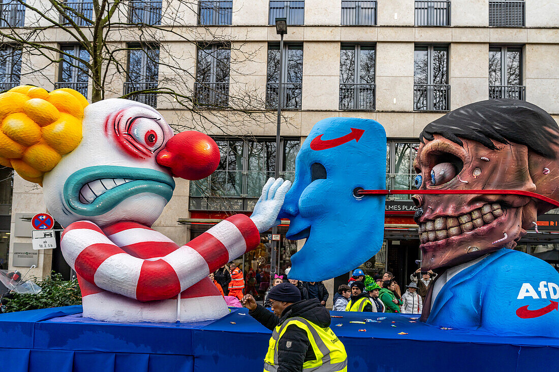 Rosenmontagszug Karnevalsumzug in Düsseldorf, Nordrhein-Westfalen, Deutschland, Europa