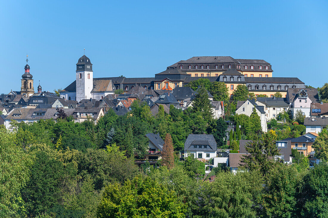 Blick auf Burg Hachenburg, Westerwald, Rheinland-Pfalz, Deutschland