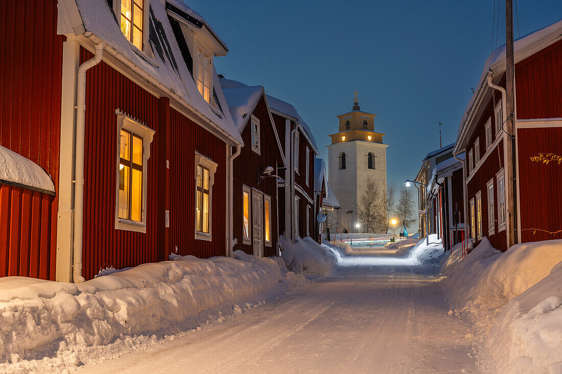 Historisches Städtchen im Winter; Gammelstad, Norrbotten, Schweden