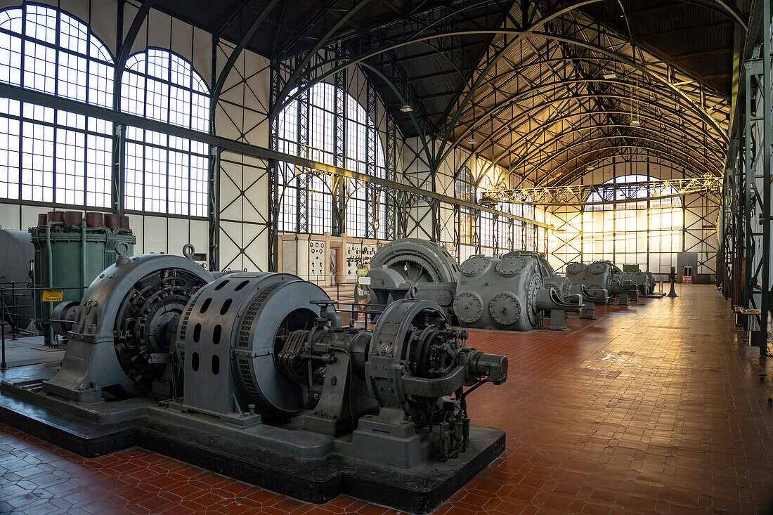  Machine hall of the disused hard coal mine and Zeche Zollern museum in Dortmund, part of the Route of Industrial Culture in the Ruhr area, North Rhine-Westphalia, Germany, Europe   