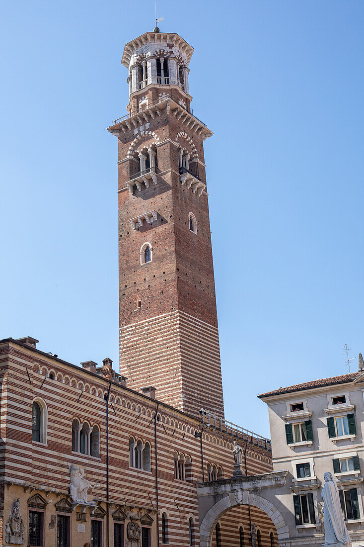 Torre dei Lamberti, Verona, Venetien, Italien