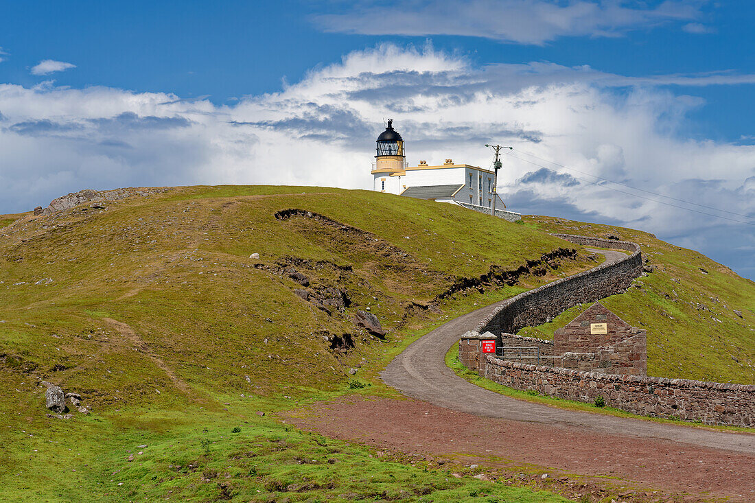  Great Britain, Scotland, West Highlands, Stoer Lighthouse on the peninsula of the same name 