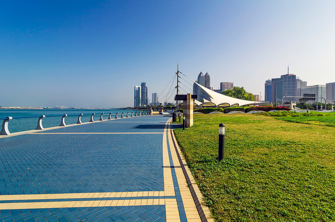  Promenade in Abu Dhabi, capital of the United Arab  