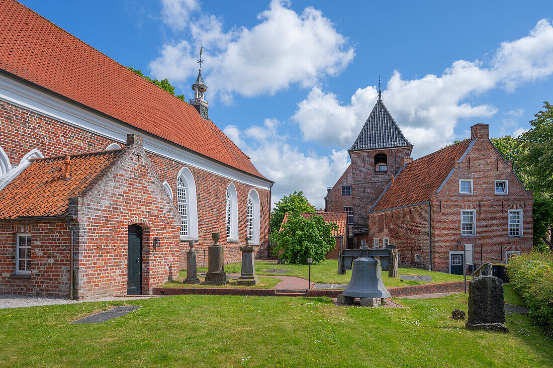 Alte Kirche von Greetsiel, Krummhörn, Ostfriesland, Niedersachsen, Deutschland