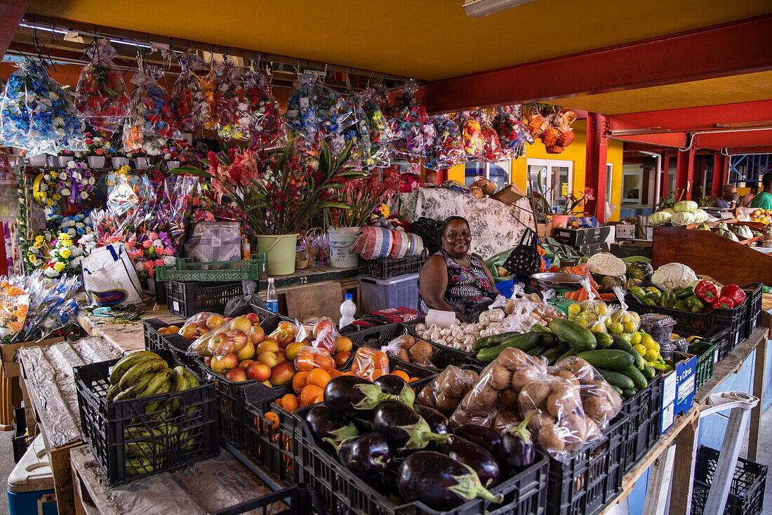  Fruit and vegetable stall at the Victoria Market, Victoria, Mahé Island, Seychelles, Indian Ocean 