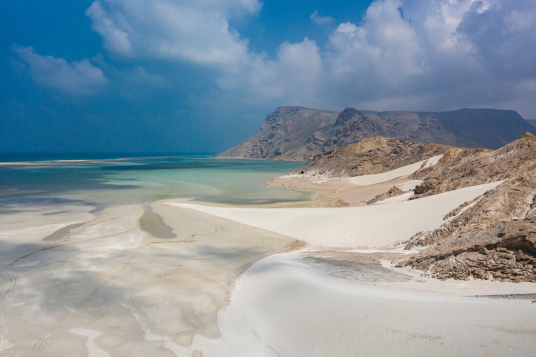Luftaufnahme vom Strand Qalansiyah Beach, Qalansiyah, Insel Sokotra, Jemen, Naher Osten, Vorderasien