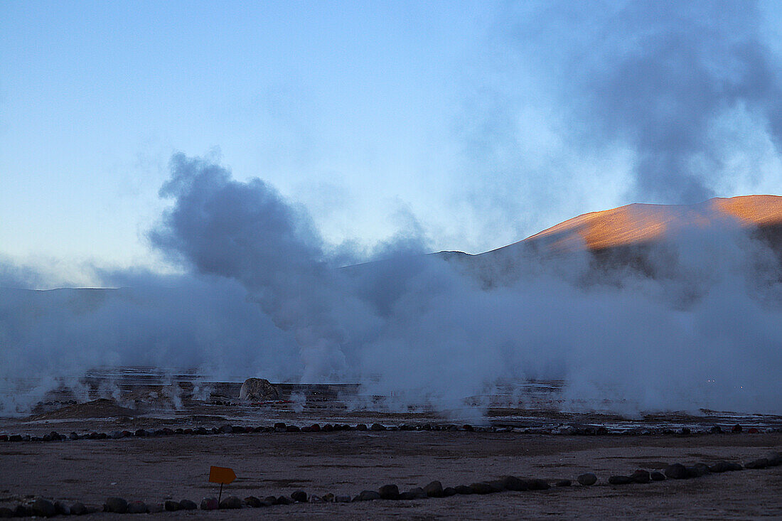 Chile; Nordchile; Region Antofagasta; Atacama Wüste; El Tatio Geysire; größtes Geysirfeld der Südhalbkugel