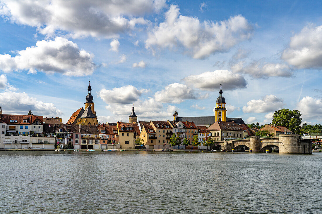  City view of Kitzingen with the Old Main Bridge over the Main, Lower Franconia, Bavaria, Germany  