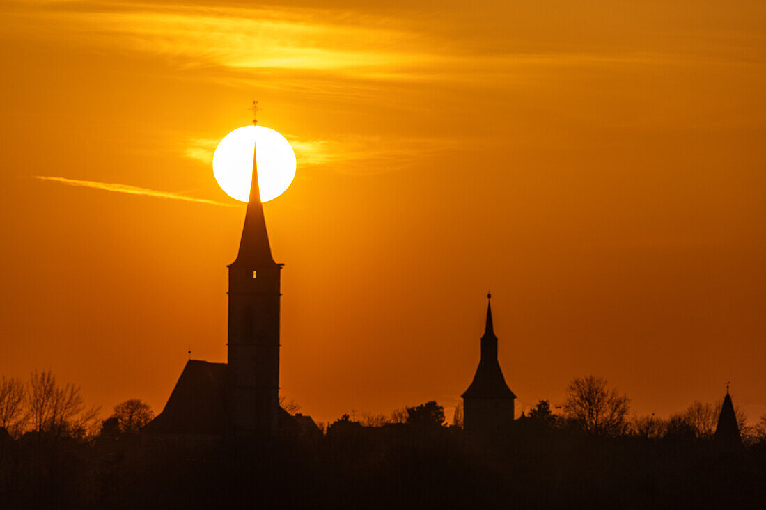  Sunset over St. Veit, Iphofen, Kitzingen, Lower Franconia, Franconia, Bavaria, Germany, Europe 