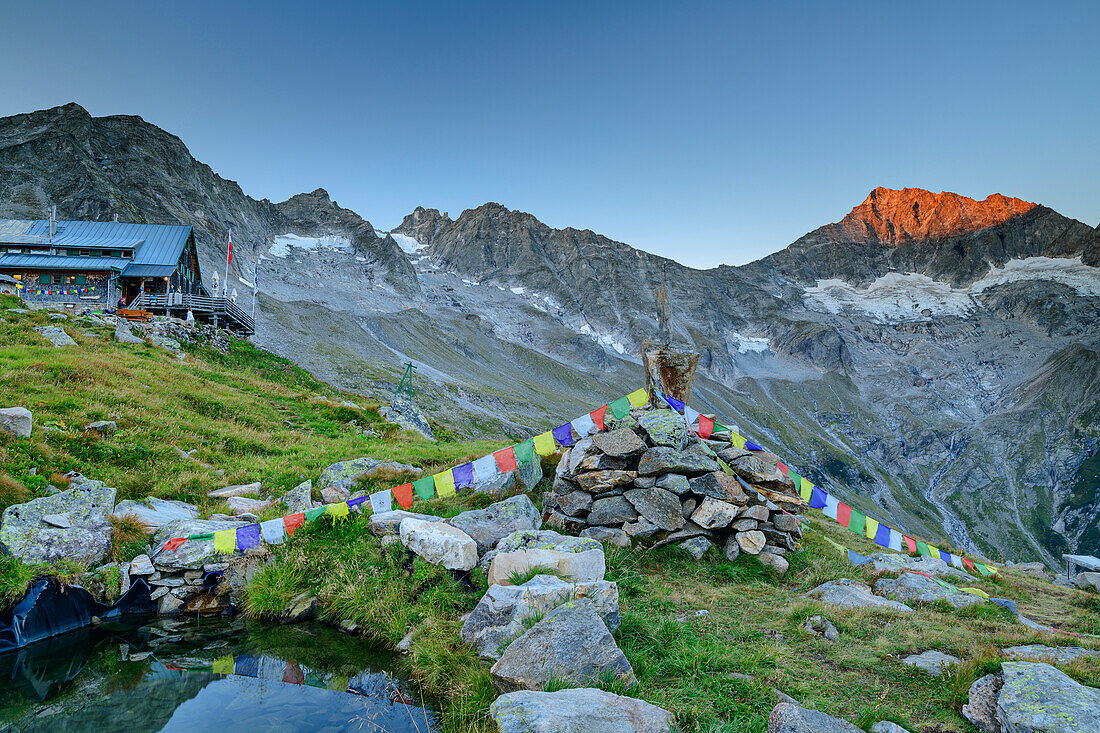  Kasseler Hütte with Great Spoonbill at Alpenglow, Kasseler Hütte, Zillertal Alps, Zillertal Alps Nature Park, Tyrol, Austria 