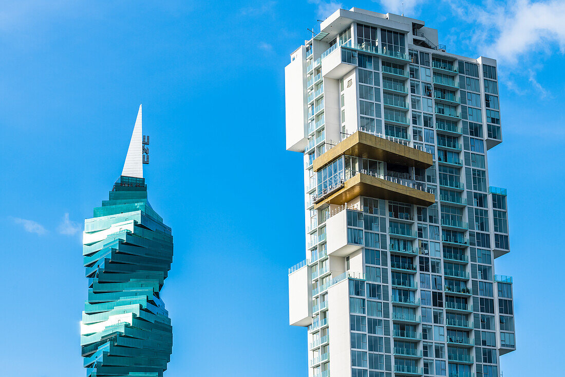 Gedrehtes Hochhaus, F&F Tower, Wohnhochhaus, Panama City, Panama, Amerika