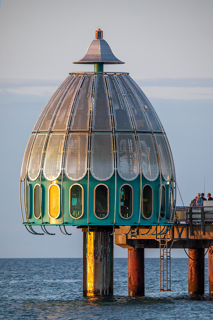  Diving gondola at the Zingst pier (Fischland / Darß), Baltic Sea, Mecklenburg-Western Pomerania, Germany 