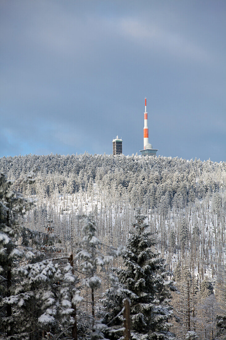  View of the Brocken (Harz) with weather station and Brockenhaus, Schierke (Wernigerode), Saxony-Anhalt, Germany 