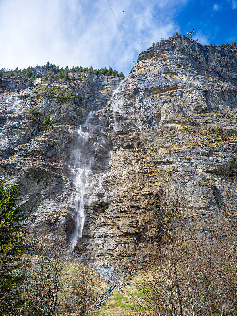  Mürrenbach Falls, Lauterbrunnen Valley, Alps, Stechelberg, Lauterbrunnen, Canton of Bern, Bern, Switzerland, Europe 