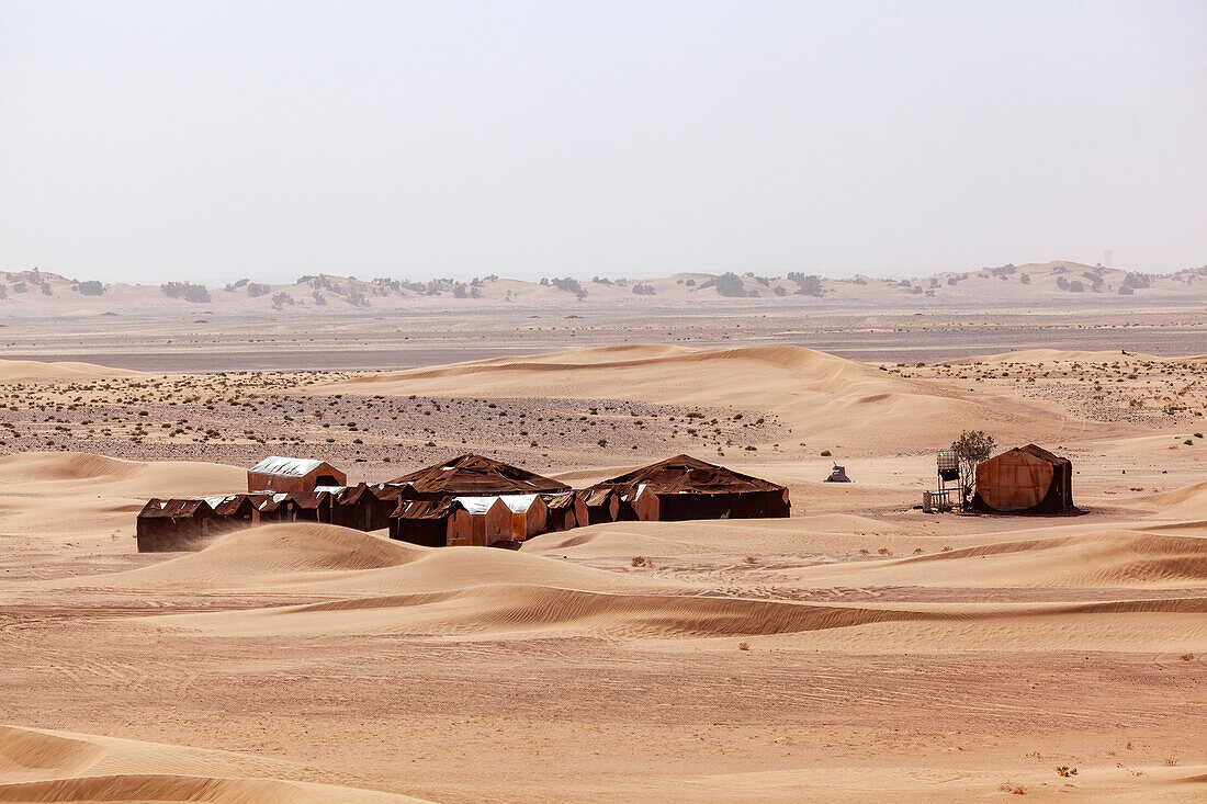  Africa, Morocco, Zagora, Sahara, Erg Lehoudi, tourist Berber tents 