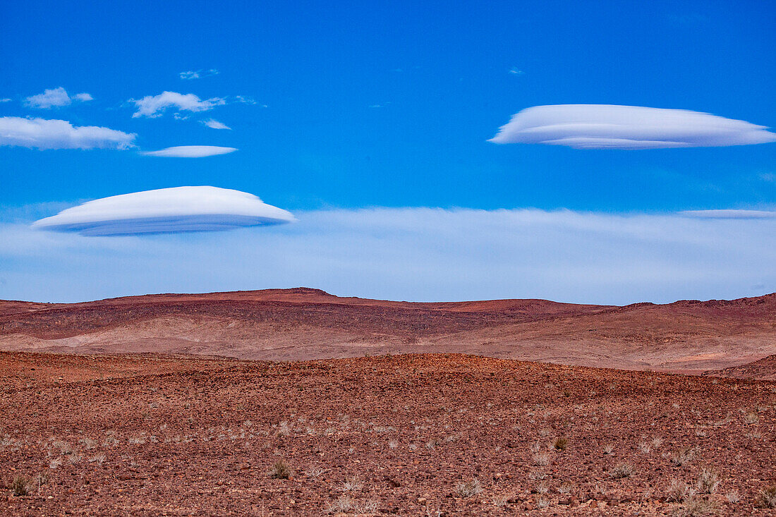 Nordafrika, Marokko, Provinz Ouarzazate, interessante Wolkenformationen