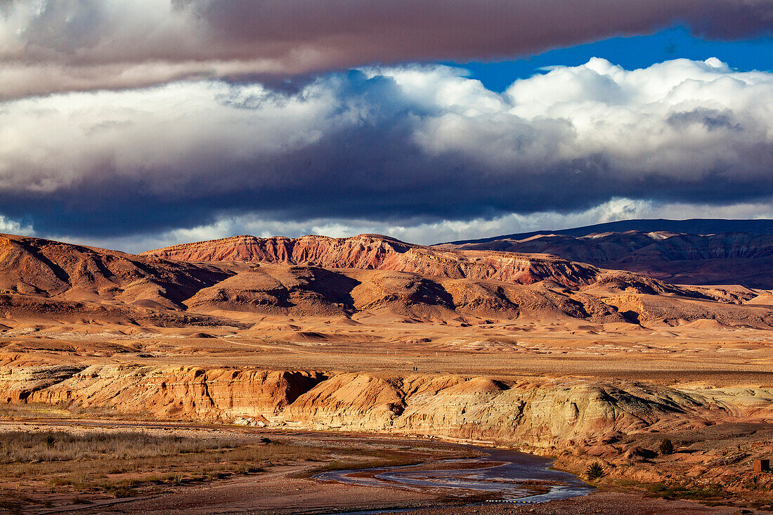  North Africa, Morocco, Ouarzazate Province, landscape, clouds, evening light 