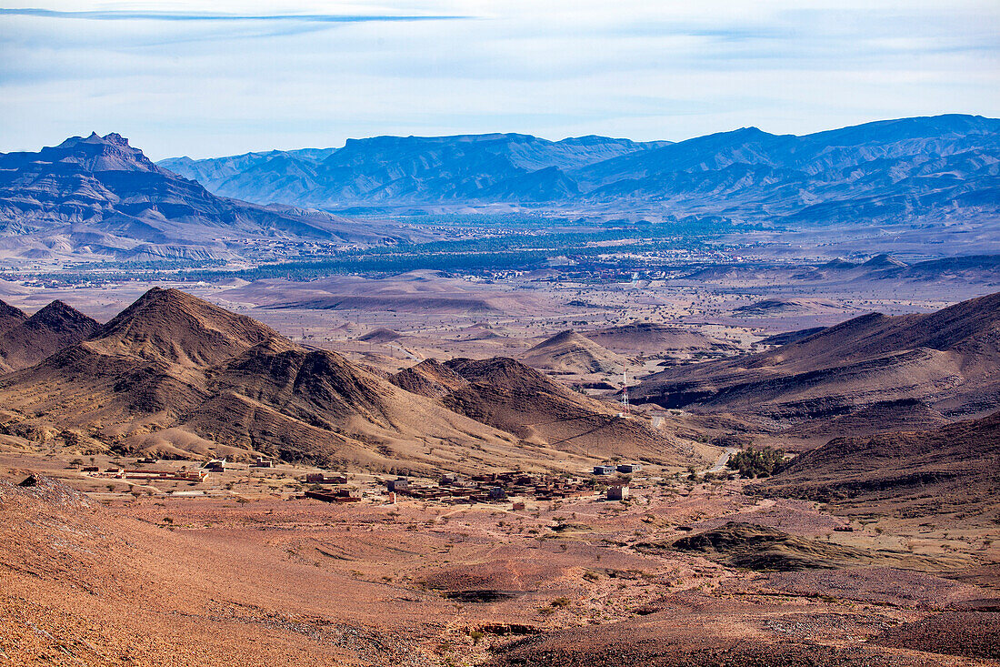  North Africa, Morocco, Djebel Kissane, Draa Valley 