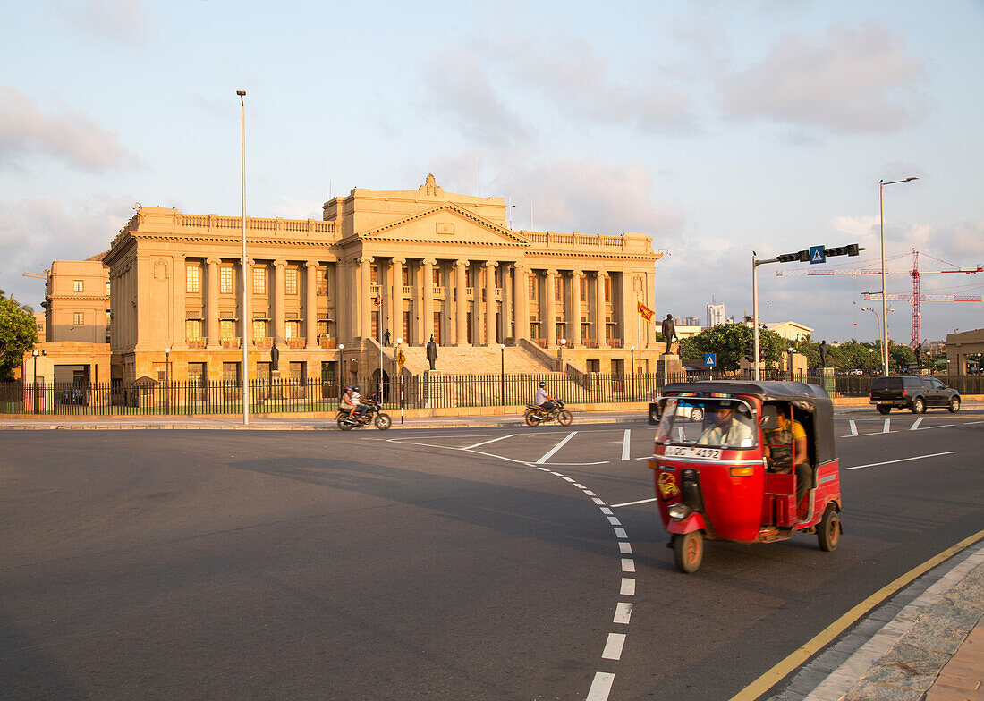 Altes Parlamentsgebäude, heute Büro des Präsidentensekretariats, Colombo, Sri Lanka