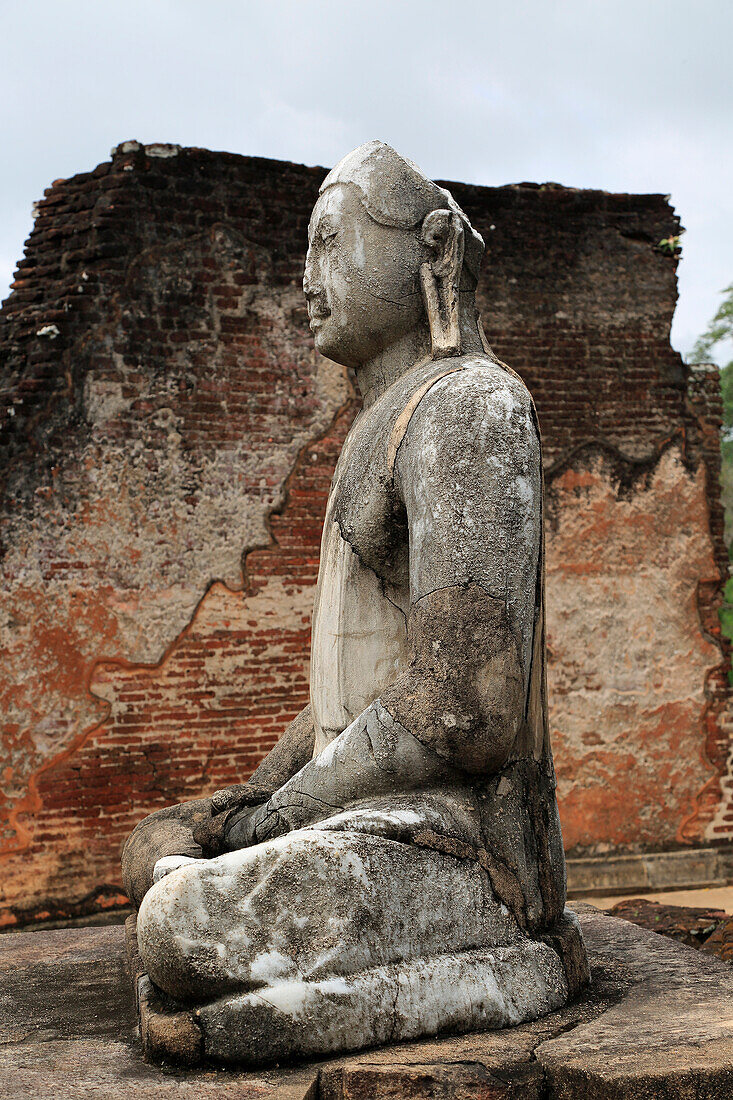 Seated Buddha in Vatadage building, The Quadrangle, UNESCO World Heritage Site, the ancient city of Polonnaruwa, Sri Lanka, Asia