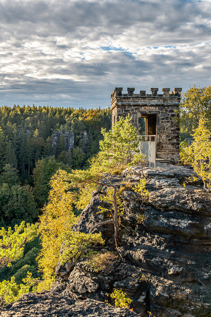 Kaiser-Wilhelm-Feste bei den Herkulessäulen im Bielatal, Sächsische Schweiz, Sachsen, Deutschland