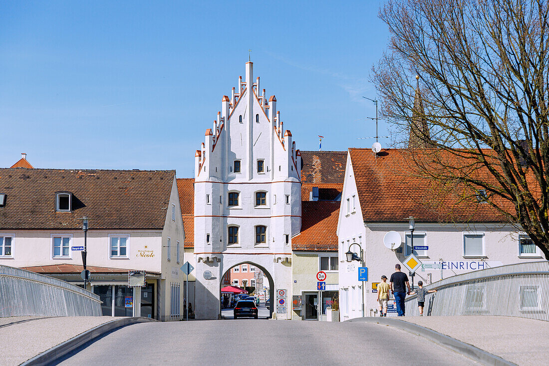 Spätgotisches Klein-Donau-Tor in Vohburg in Oberbayern in Deutschland