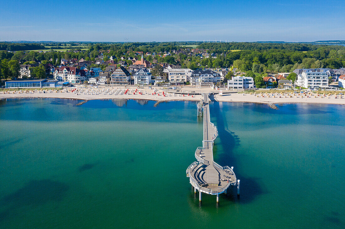 Seebrücke im Ostseeheilbad Niendorf, Schleswig-Holstein, Deutschland