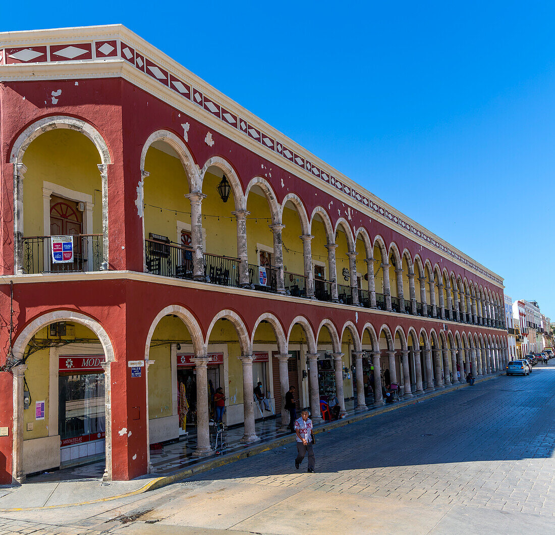 Historical Spanish colonial buildings, Plaza de la Independencia, Campeche city, Campeche State, Mexico