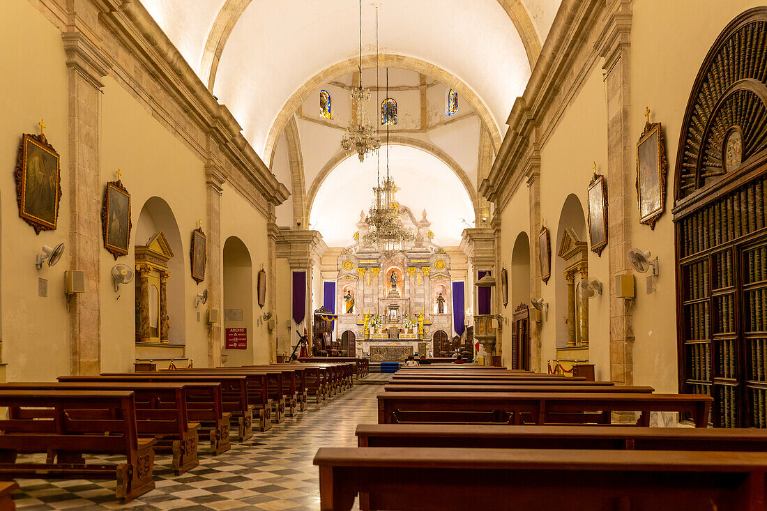 Interior of cathedral church of Our Lady of the Immaculate Conception, Campeche city, Campeche State, Mexico