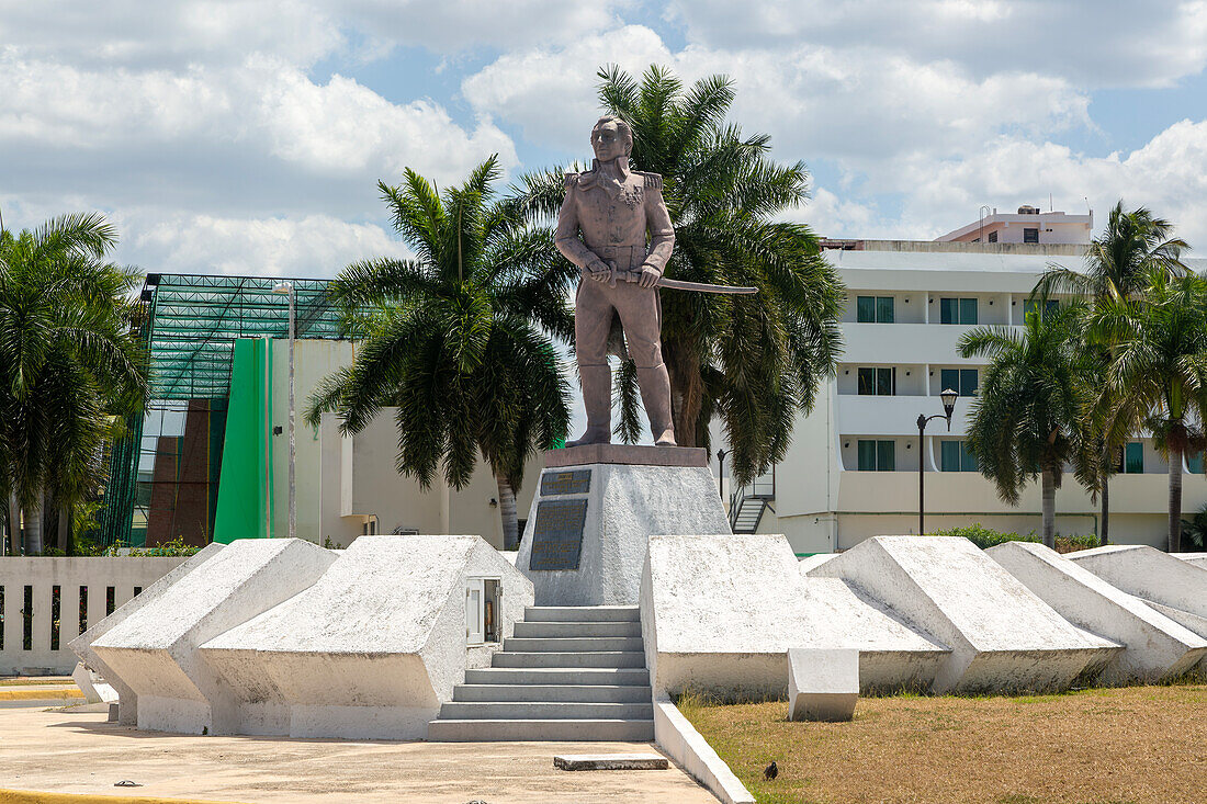 Statue sculpture of Capitan de Fragata Pedro Sainz de Baranda y Barreiro died 1845, Campeche city, Campeche State, Mexico