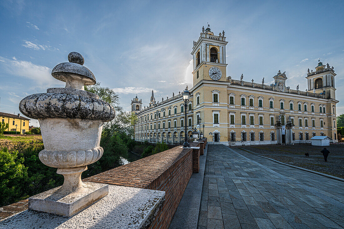  Bridge at the Palazzo Ducale, Ducal Palace Reggia di Colorno, Colorno, Province of Parma Emilia-Romagna, Italy, Europe 