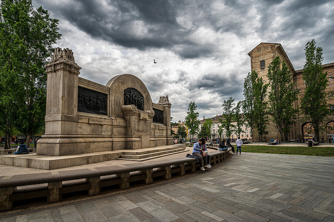 Denkmal Monumento a Giuseppe Verdi, Palazzo della Pilotta, Parma, Provinz Parma, Emilia-Romagna, Italien, Europa