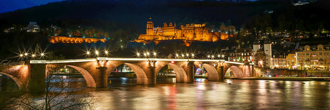 Alte Brücke, Schloss und Altstadt bei Nacht, Heidelberg, Baden-Württemberg, Neckar, Deutschland, Europa