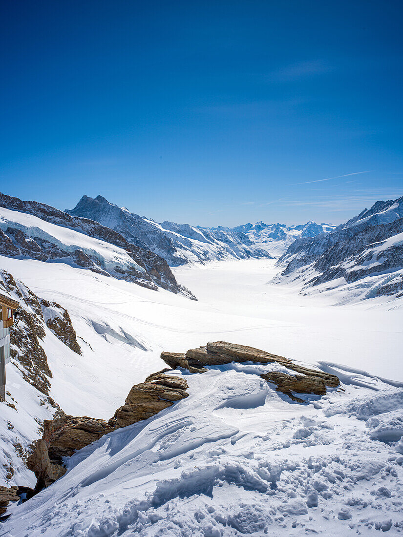  View from the Jungfraujoch plateau to the Aletsch glacier, Alps, Wengen, Grindelwald, Canton of Bern, Bern, Valais, Switzerland, Europe 