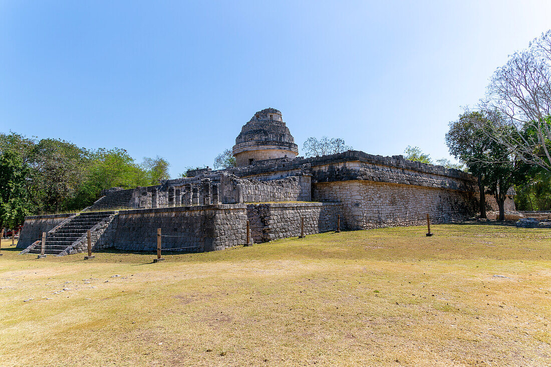 Observatory building, El Caracol, Chichen Itzá, Mayan ruins, Yucatan, Mexico
