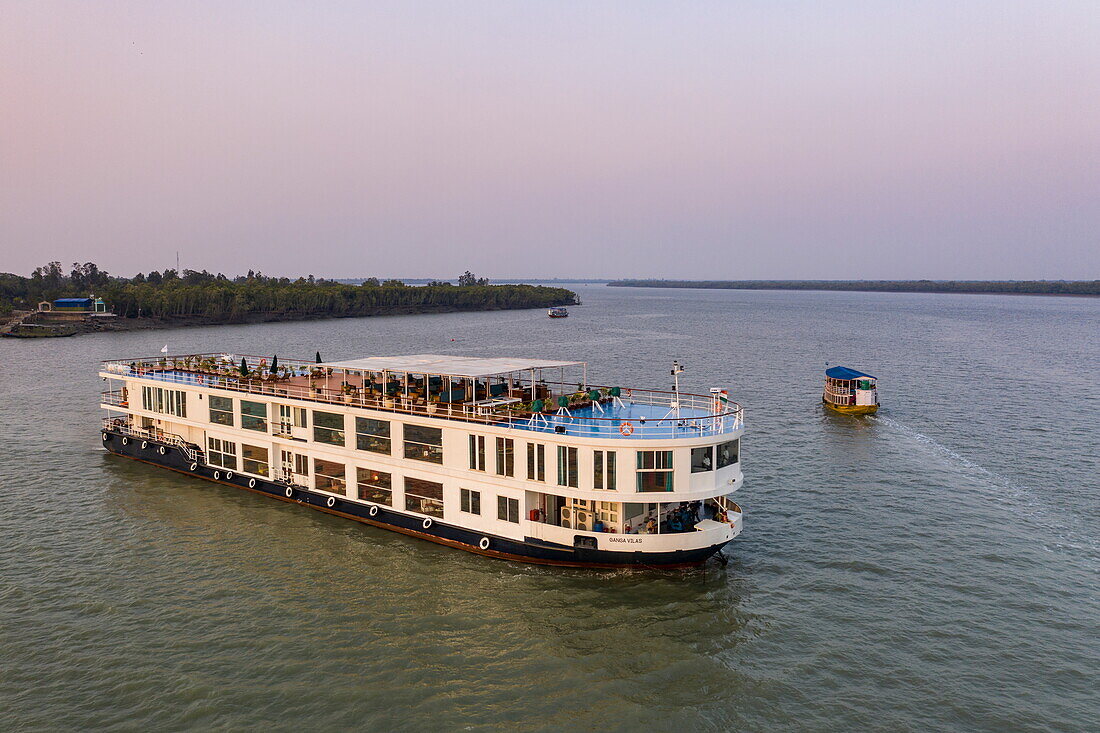  Aerial view of river cruise ship RV Thurgau Ganga Vilas (Thurgau Travel) on Datta river at sunset, Pakhiralay, near Gosaba, South 24 Parganas District, West Bengal, India, Asia 