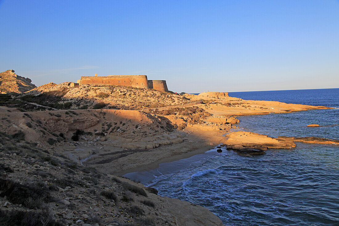 Castillo de San Ramon, in der Nähe von Rodalquilar, Naturpark Cabo de Gata, Almeria, Spanien