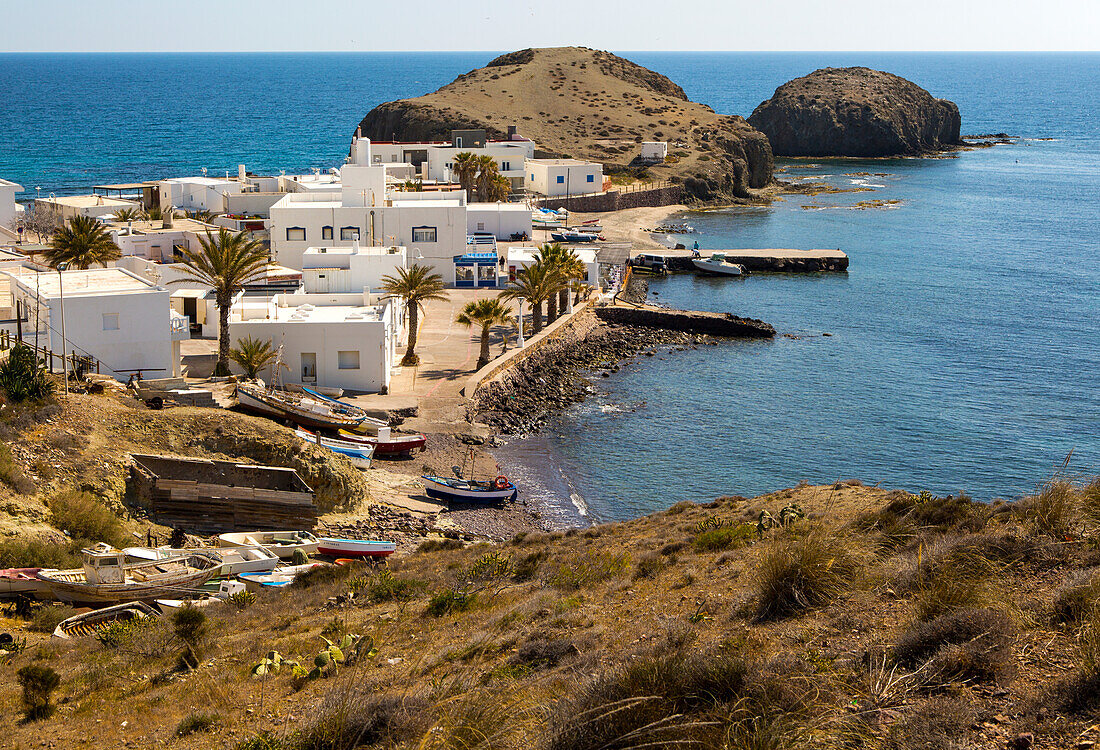 Kleines Fischerdorf Isleta del Moro, Naturpark Cabo de Gata, Almeria, Spanien