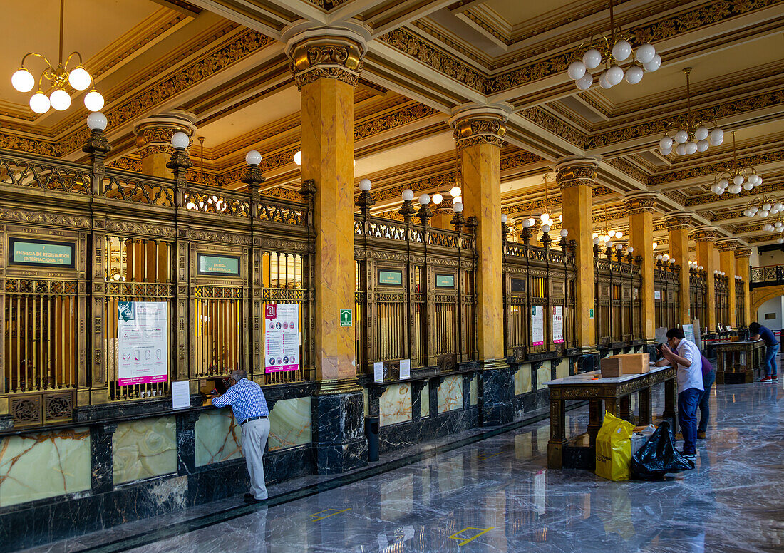 Palacio de Correos de México, palastartiges Interieur von historischem Postgebäude im Stadtzentrum von Mexiko-Stadt, Mexiko