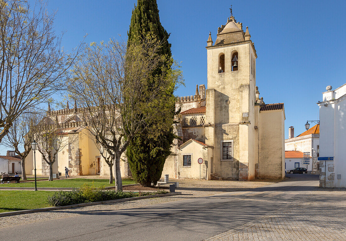 Kirche Igreja Matriz de Nossa Senhora da Assunçãoin, Dorf Alvito, Bezirk Beja, Baixo Alentejo, Portugal, Südeuropa