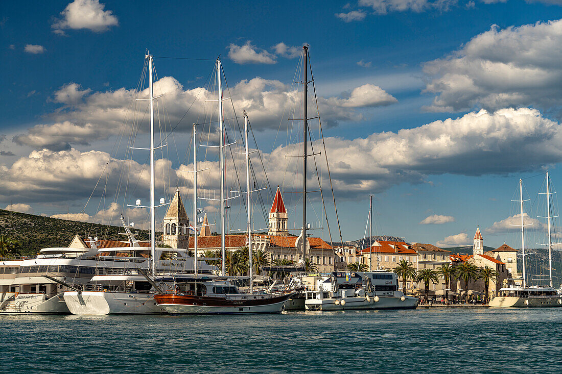  Cruise ships in front of the old town of Trogir, Croatia, Europe  