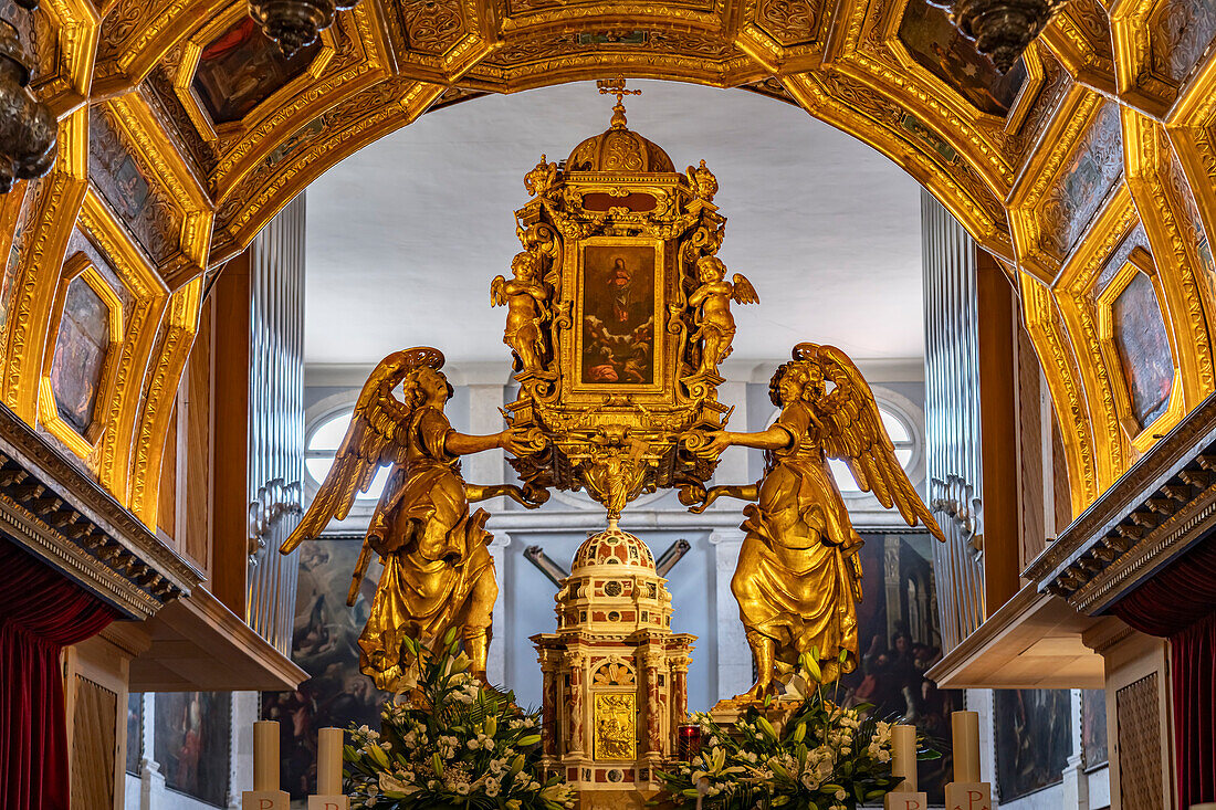  Main altar in the interior of the Cathedral of St. Domnius in Split, Croatia, Europe  