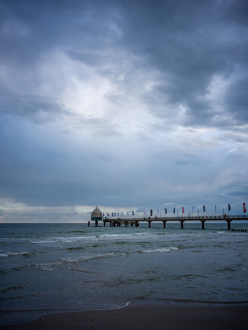  Pier with diving bell in Zingst, Zingst, Darß, Fischland, Baltic Sea, Mecklenburg-Western Pomerania, Germany, Europe 