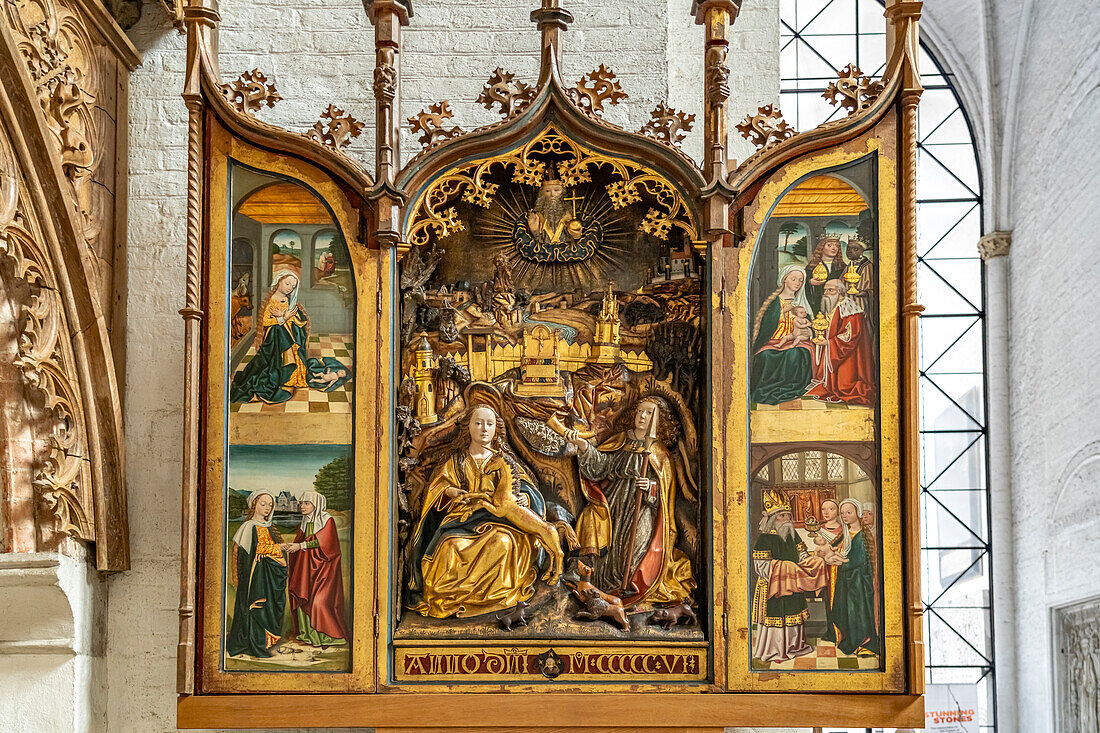 Marienaltar mit der Einhornjagd, Innenraum des Lübecker Dom, Hansestadt Lübeck, Schleswig-Holstein, Deutschland 