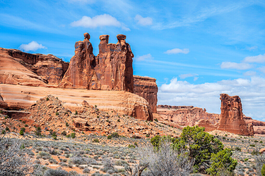  Three Gossips, Arches National Park, Moab, Utah, USA, United States 