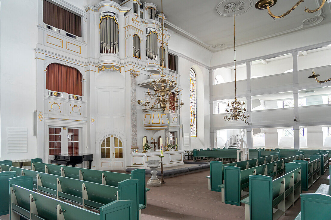 Innenraum der Stadtkirche St.-Petri in Ratzeburg, Schleswig-Holstein, Deutschland 