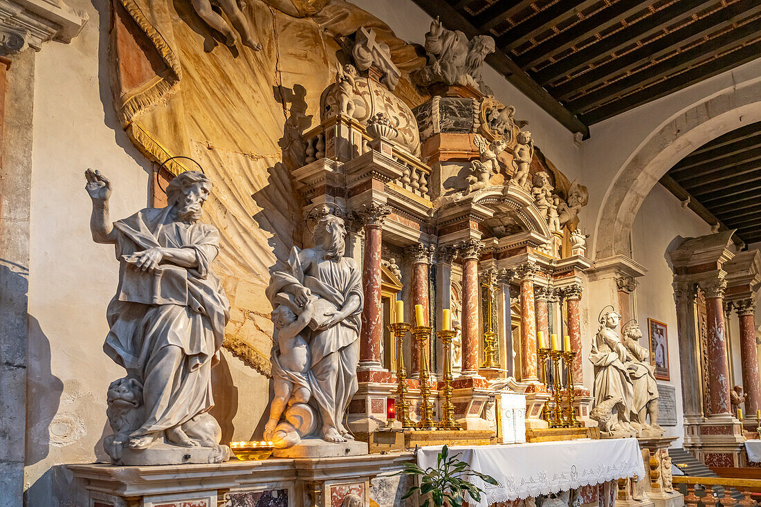  Altar of the Cathedral of St. Anastasia in Zadar, Croatia, Europe 