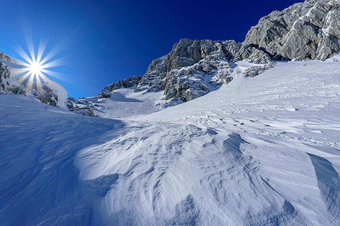  Snow structures in the Loigistal with Pyhrner Kampl in the background, Totes Gebirge, Upper Austria, Austria 